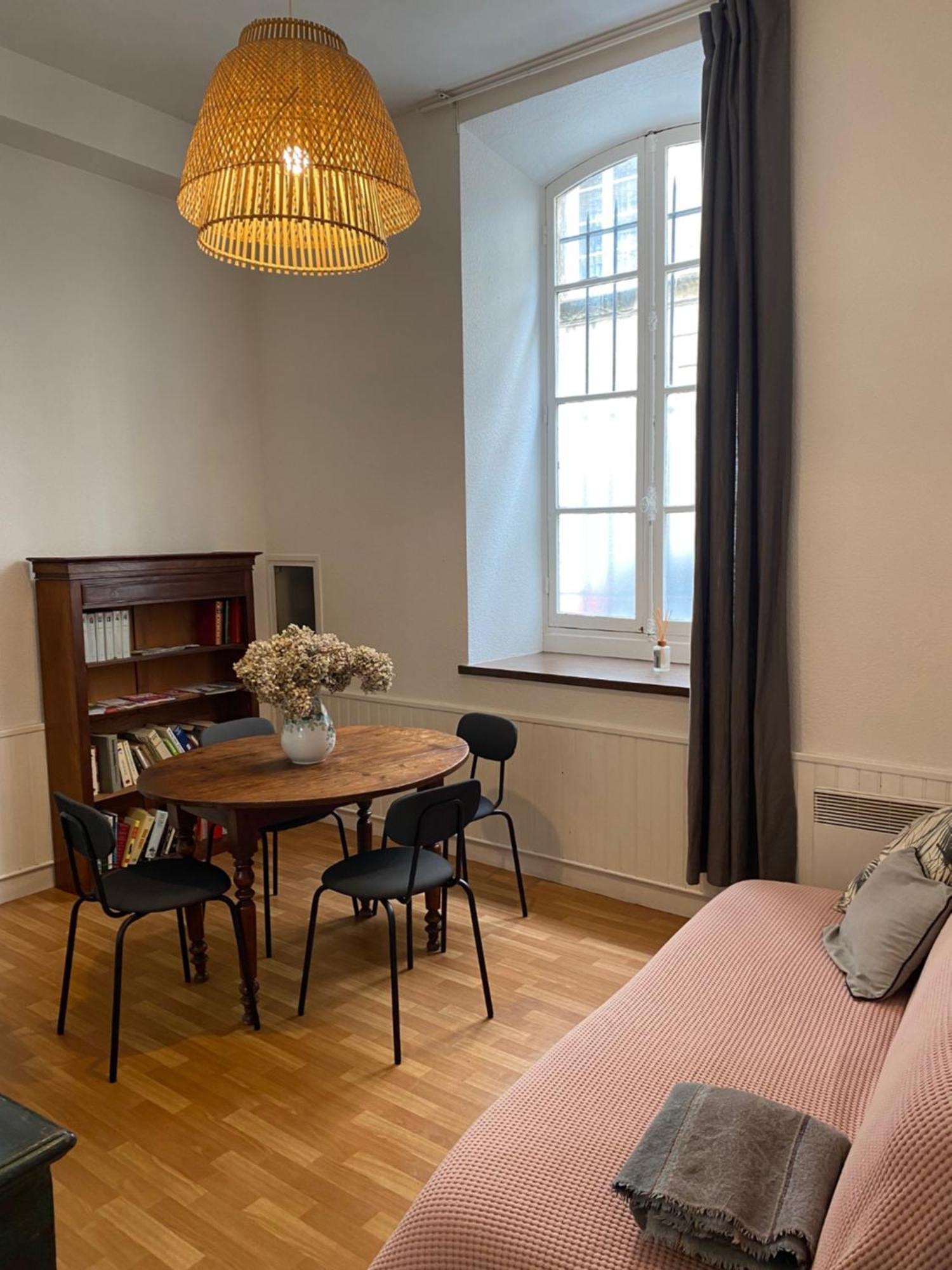 Grand Studio Style Bordelais Dans Le Triangle D'Or 보르도 외부 사진